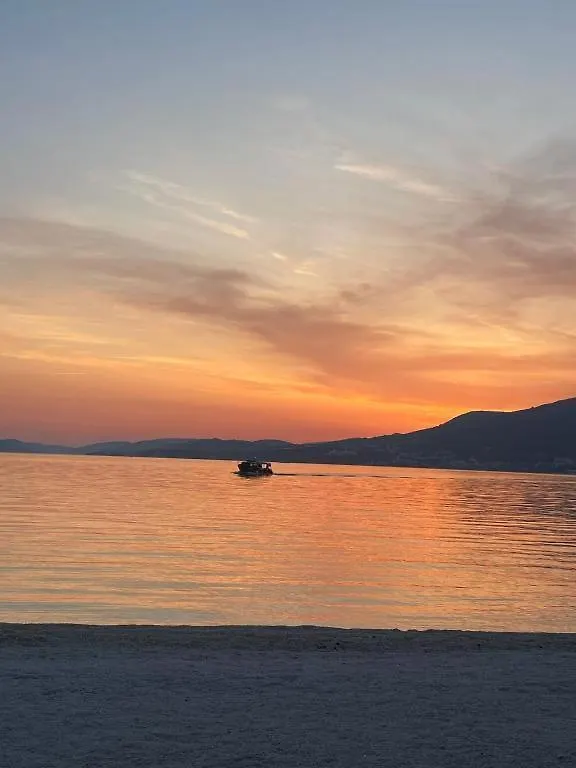 Betty'S Luxus Suite - 2 Pools Trogir Apartment
