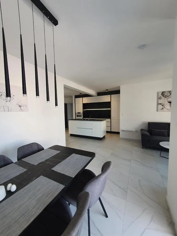 Apartment Betty'S Luxus Suite - 2 Pools Trogir Croatia